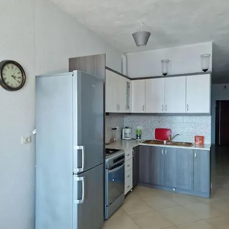 Flat With Amazing View On Sea *